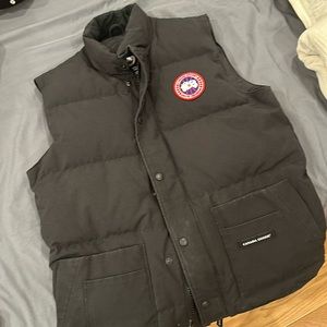 Canada Goose Down Vest (Medium) Black